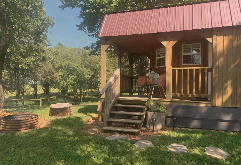 10 Tiny Houses in Arkansas You Can Rent on Airbnb in 2020!