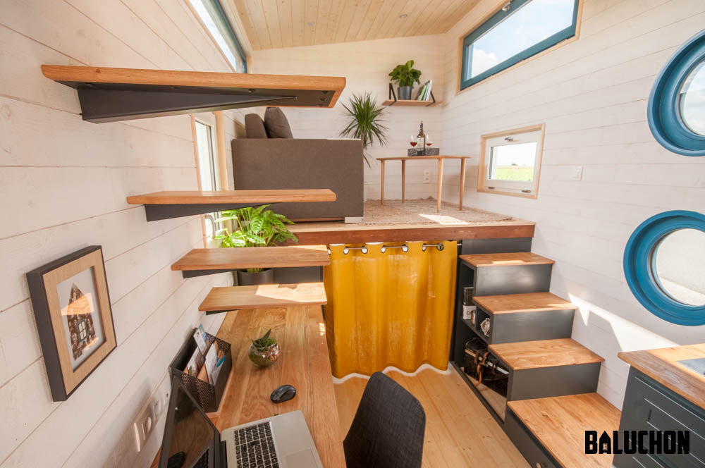 20' 'Valhalla" Tiny Home on Wheels by Tiny House Baluchon