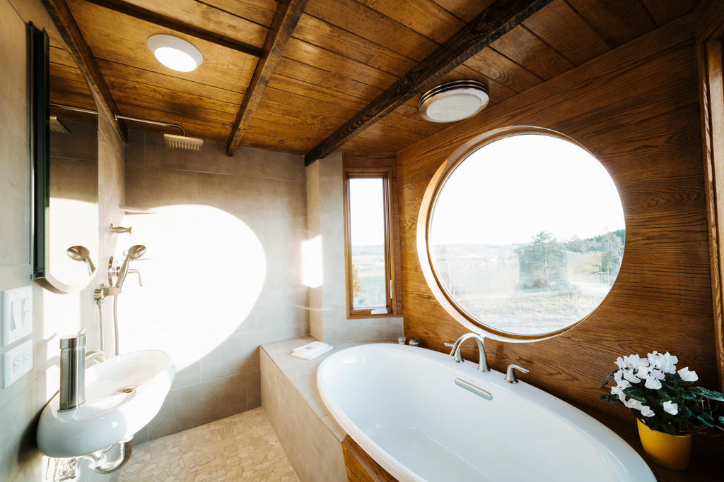 Monocle by Wind River Tiny Homes - Bathroom