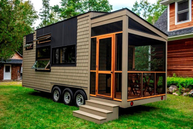 25’ “Orono” Debut Tiny House on Wheels by Evergreen Tiny Homes