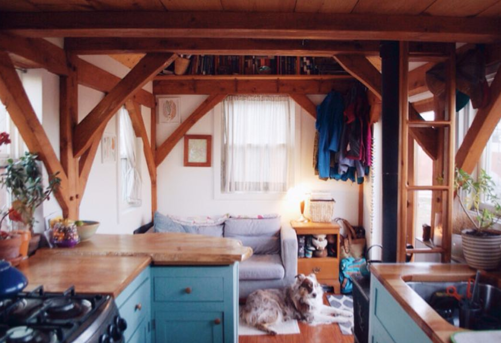 Tiny Timber House (@tinytimberhouse)