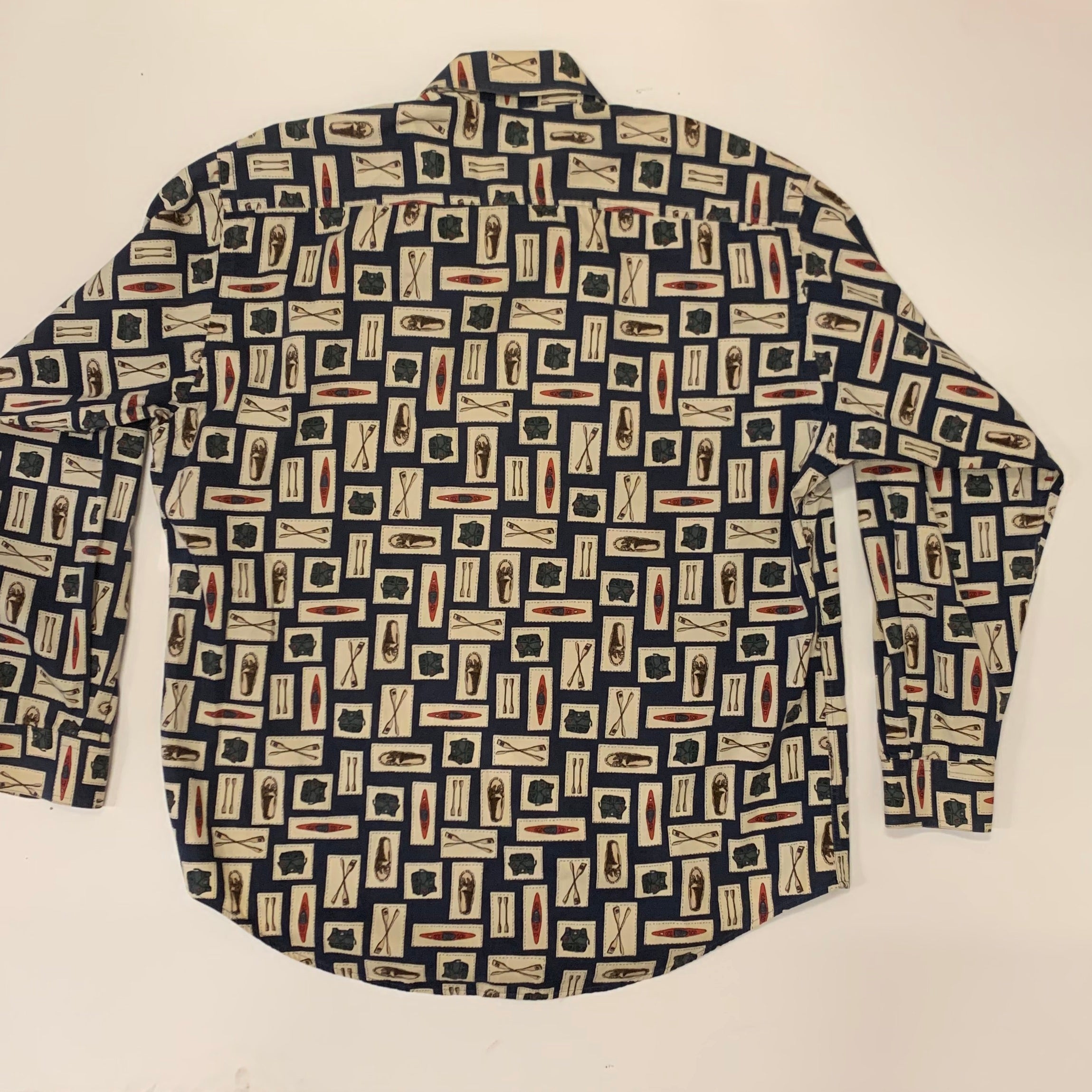 Vintage: 90's All-Over Print Button Down Shirt