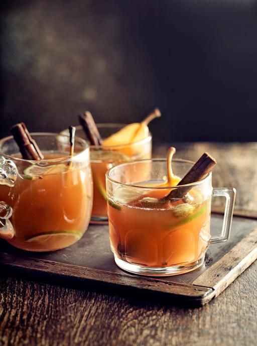 Pear & ginger mulled wine with cinnamon sticks