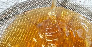 Honey filtering