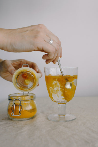 turmeric curcumin mixed in water