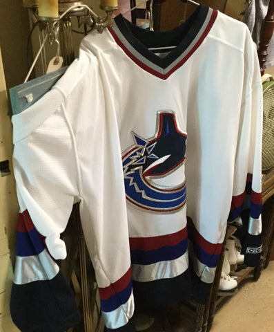 CCM Vancouver Canucks XXL Jersey