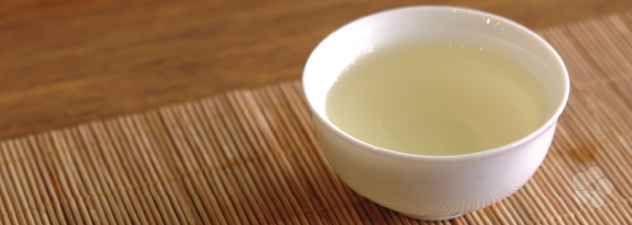 The Chinese method of gong fu cha presents opportunities for short, restful breaks.