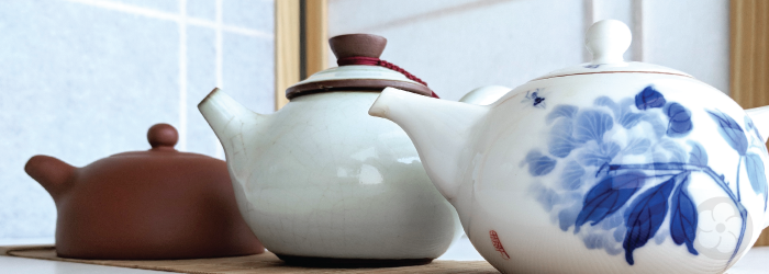 clays used for ceramic teapots have widely varied properties based on their provenance.