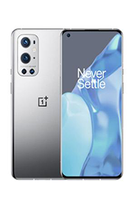 Forsiden samt bagsiden af en OnePlus 9 Pro side om side