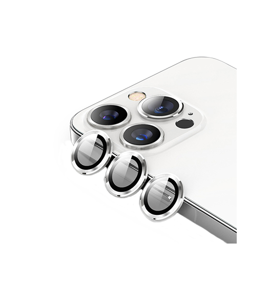 Se iPhone 14 Pro Max - Enkay&trade; Kameralinse Beskyttelseglas - Sølv hos DeluxeCovers