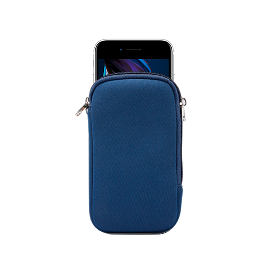 Se iPhone 7/8 Plus - Simple Nylon Sleeve Etui M. Lynlås - Navy / Blå hos DeluxeCovers