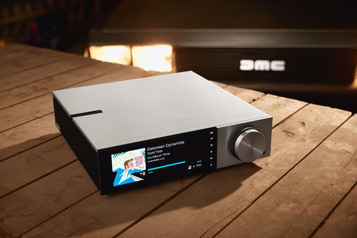 Cambridge Audio Limited Edition EVO 150 DeLorean