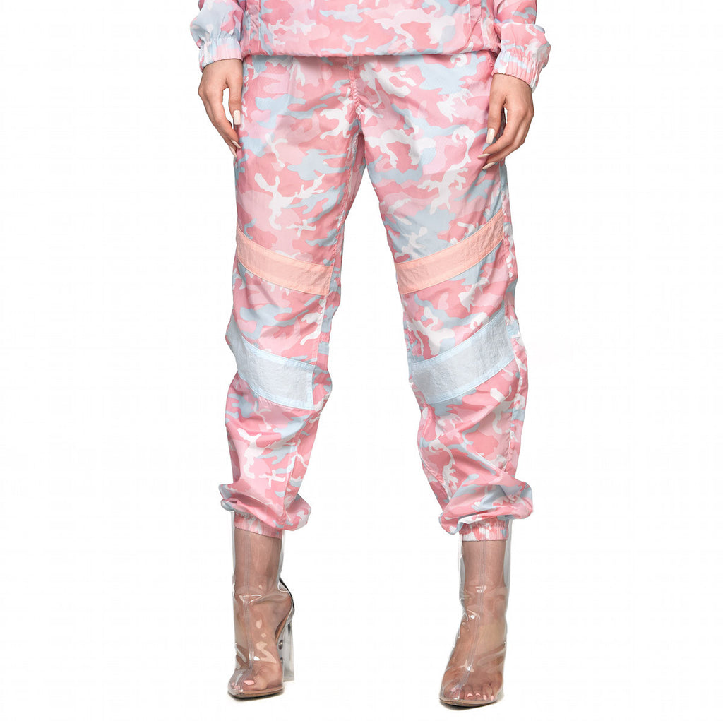 kylie jenner pink sweatpants