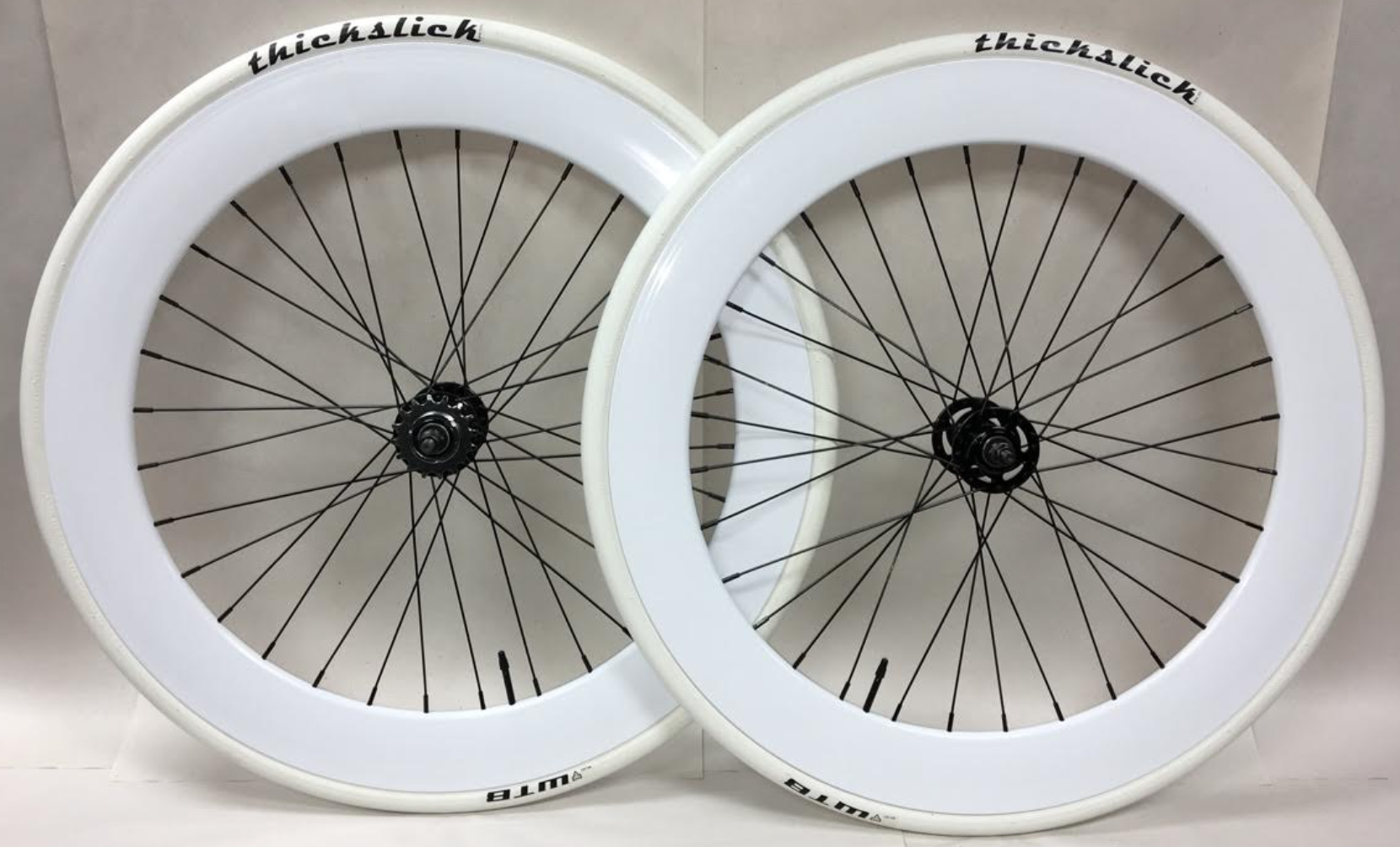 white bicycle tires 700c