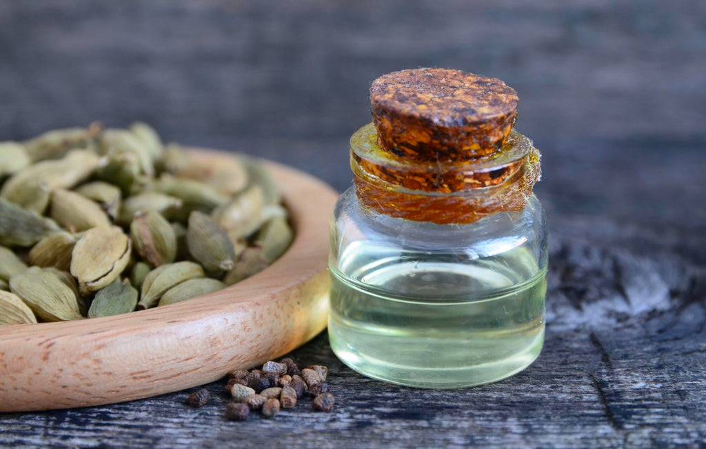 Cardamom Elaichi For Digestion Heart Hair And Skin  Herbs for health Cardamom  benefits Food health benefits