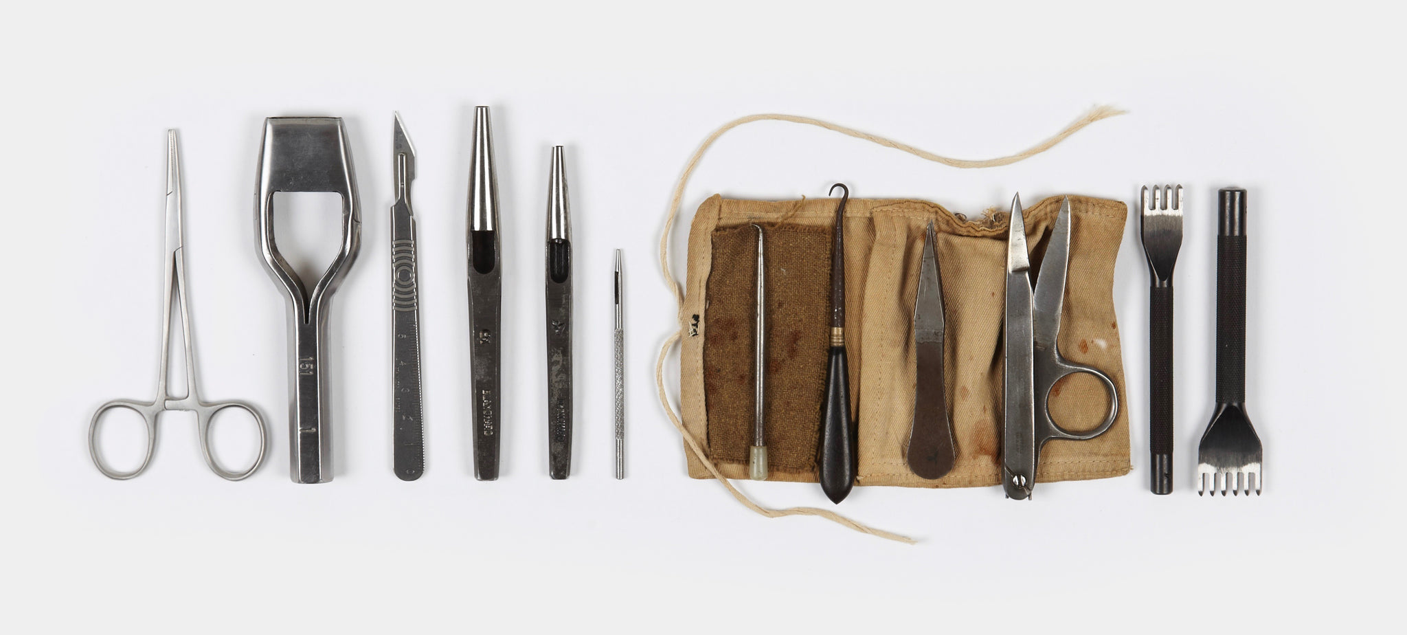 Tools and instruments for leather craftsmanship