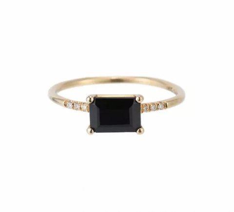 Gold Ring with Onyx Stone and Diamonds