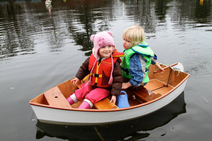 a herreshoff coquina - small boats magazine