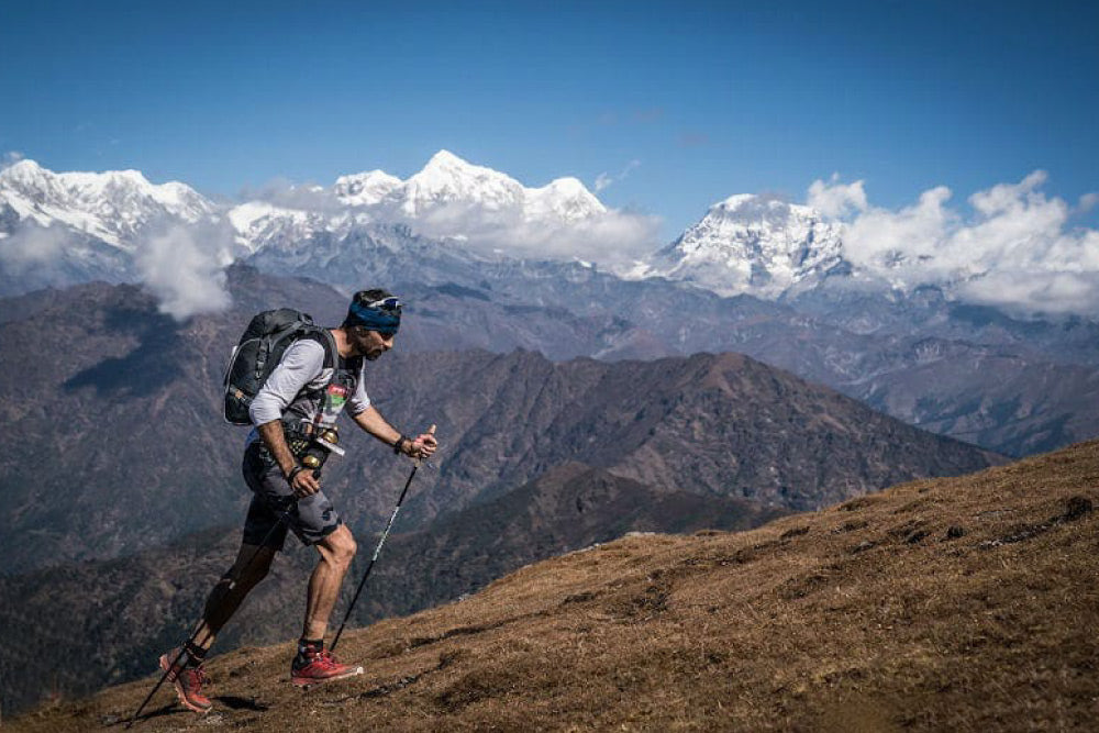 Completa tus mejores rutas montañeras con estos chalecos trail running