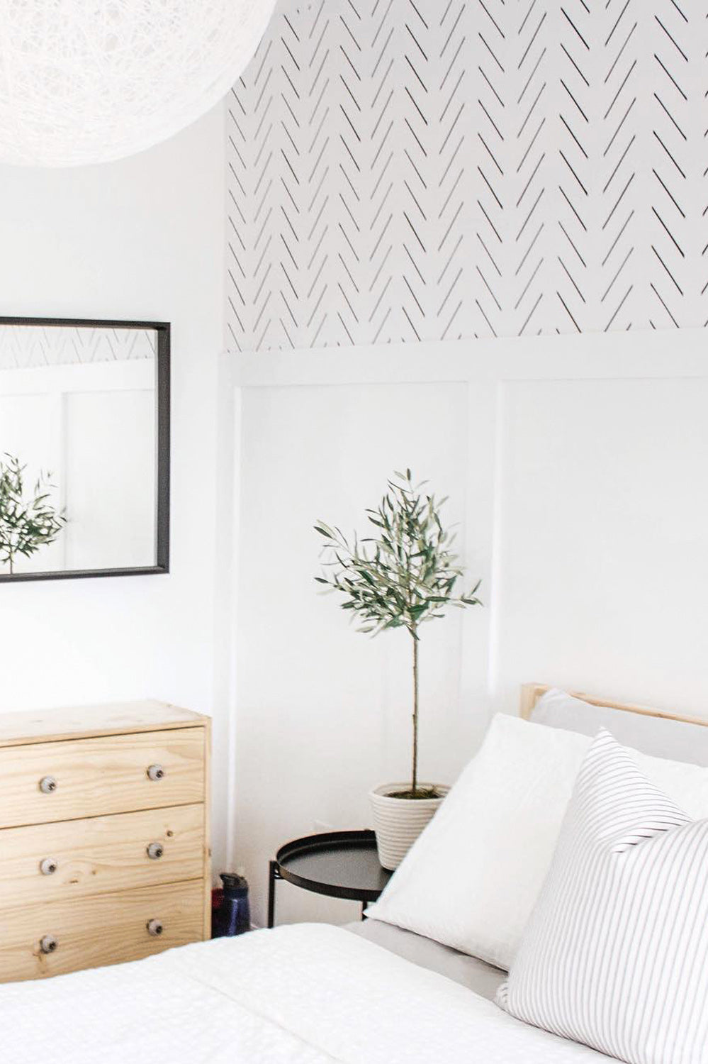 Modern Delicate Herringbone Removable Wallpaper Bedroom Interior