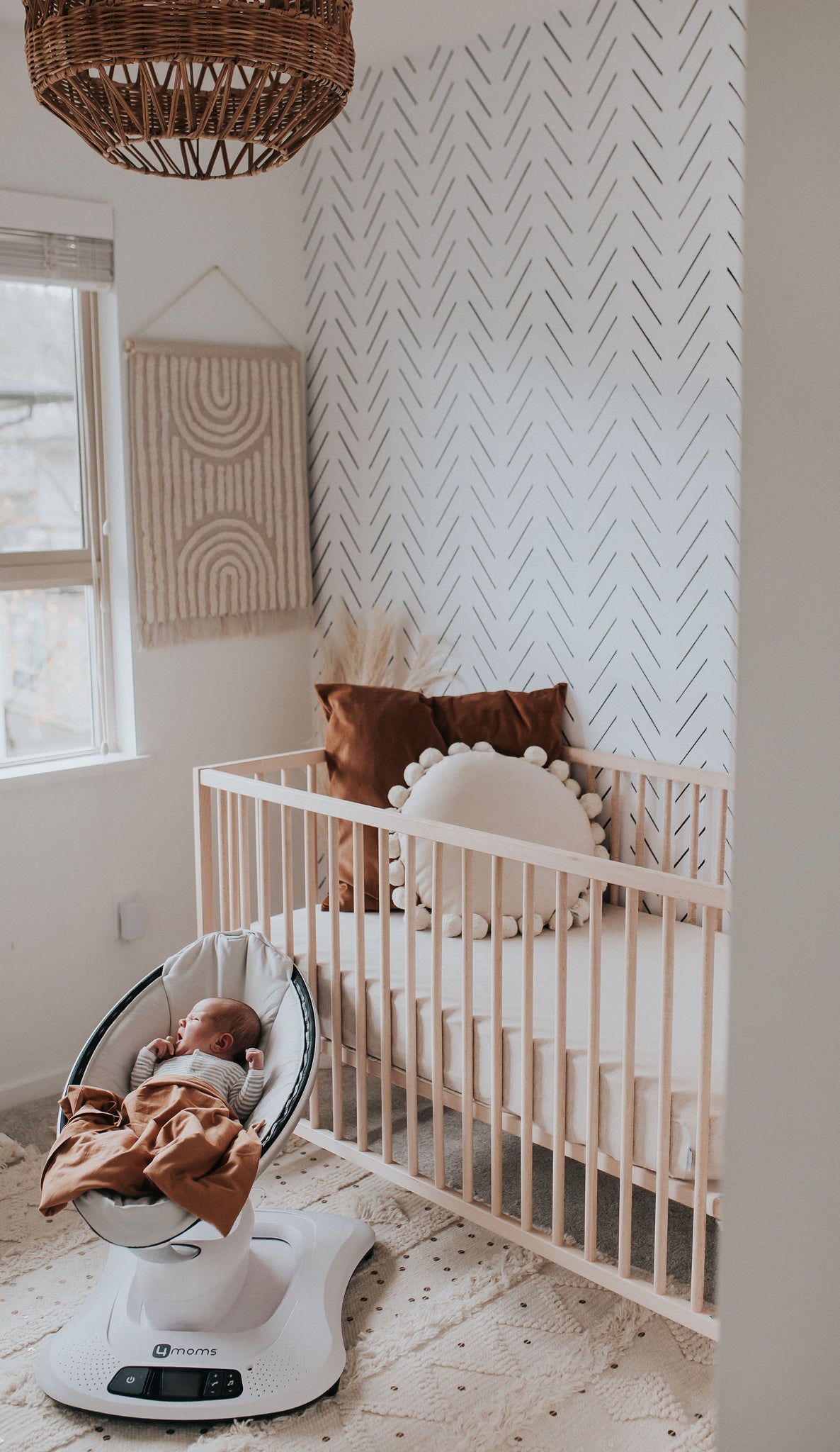 Neutral interior designs for welcoming a newborn baby