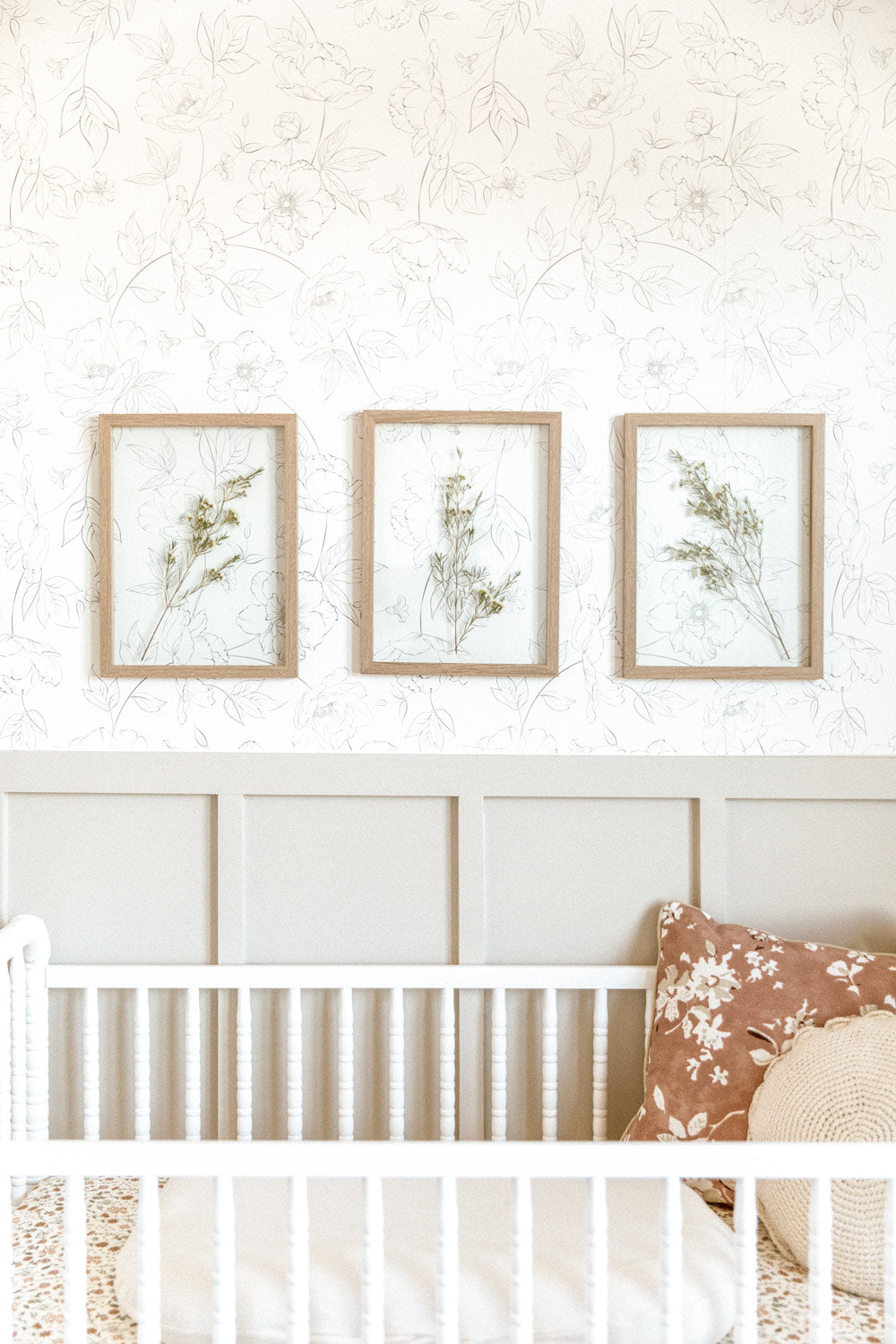 Delicate floral peel and stick wallpaper for nurseries