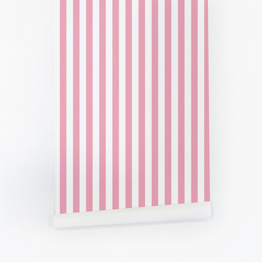 Retro Style Candy Stripe Wallpaper In Pink Livettes