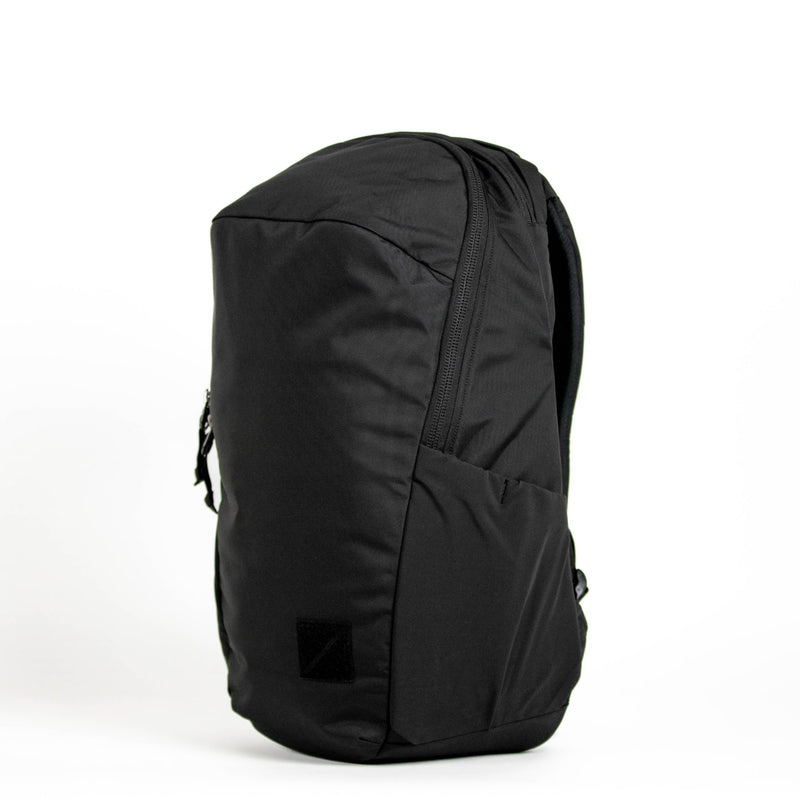 EVERGOODS - Civic Half Zip 22L | The Classic Daybag Elevated