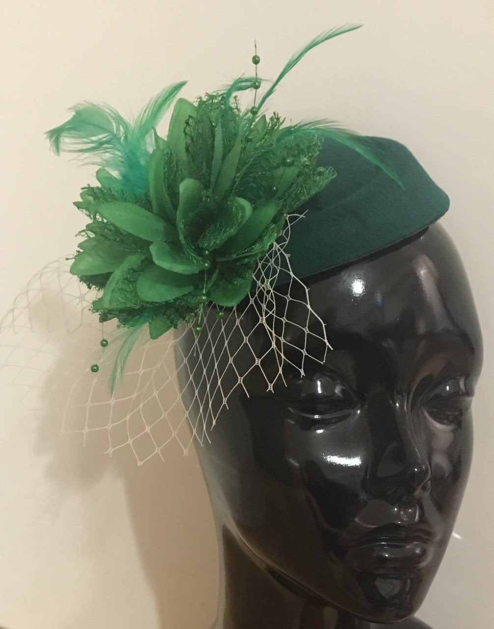 green fascinators for weddings