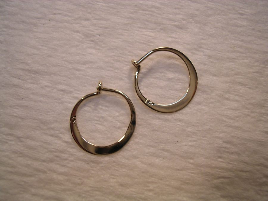 Tiny Sleepers - Hoop Earrings in Solid 14k Gold - Yellow, White or Rose Gold