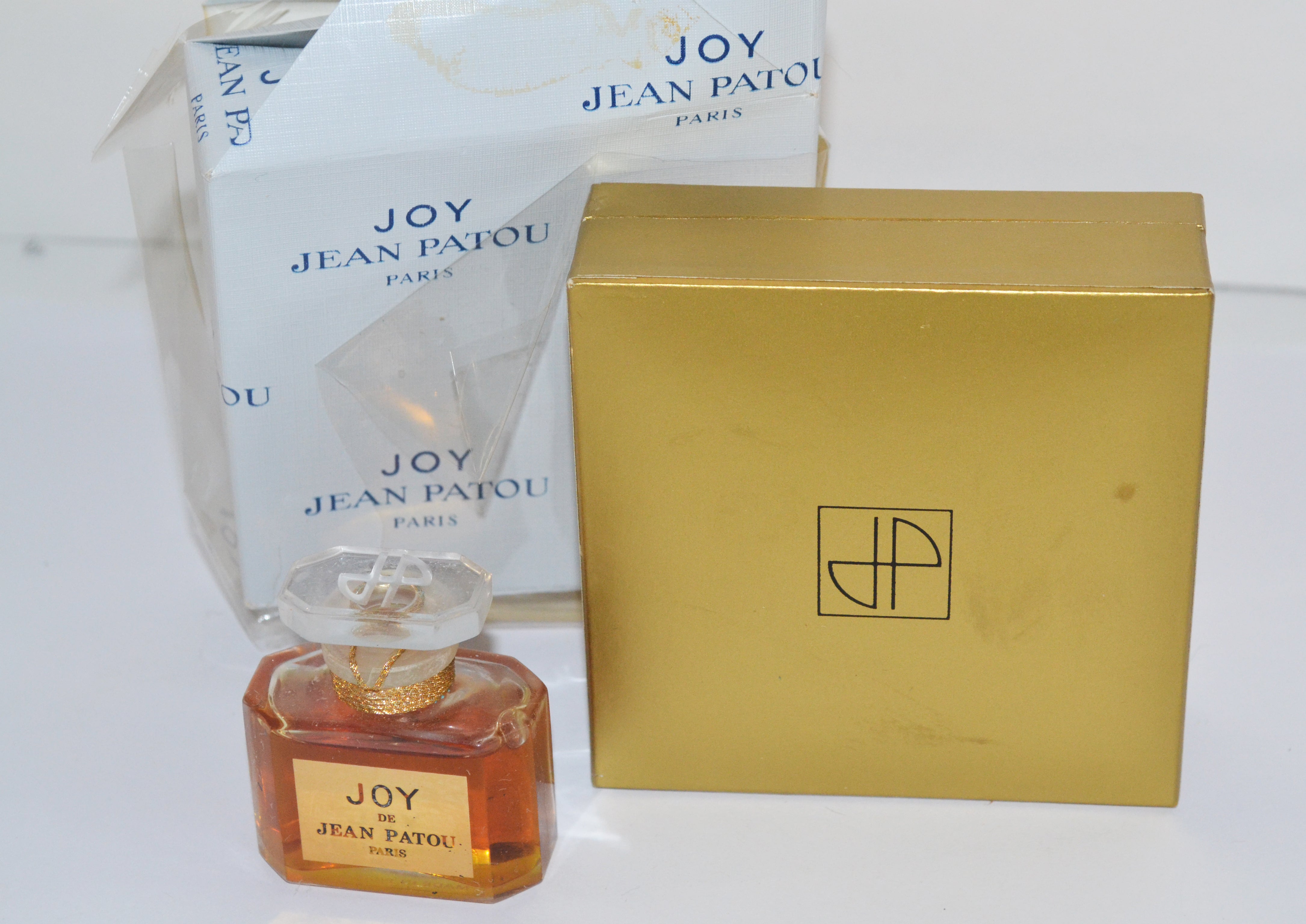 vintage joy perfume