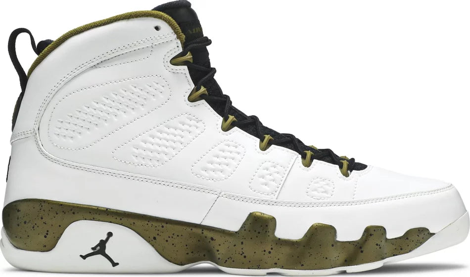 jordan 9 statue