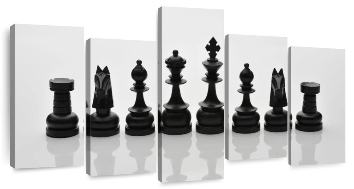 Heart-shaped chess pieces in wine and black colors, on a board