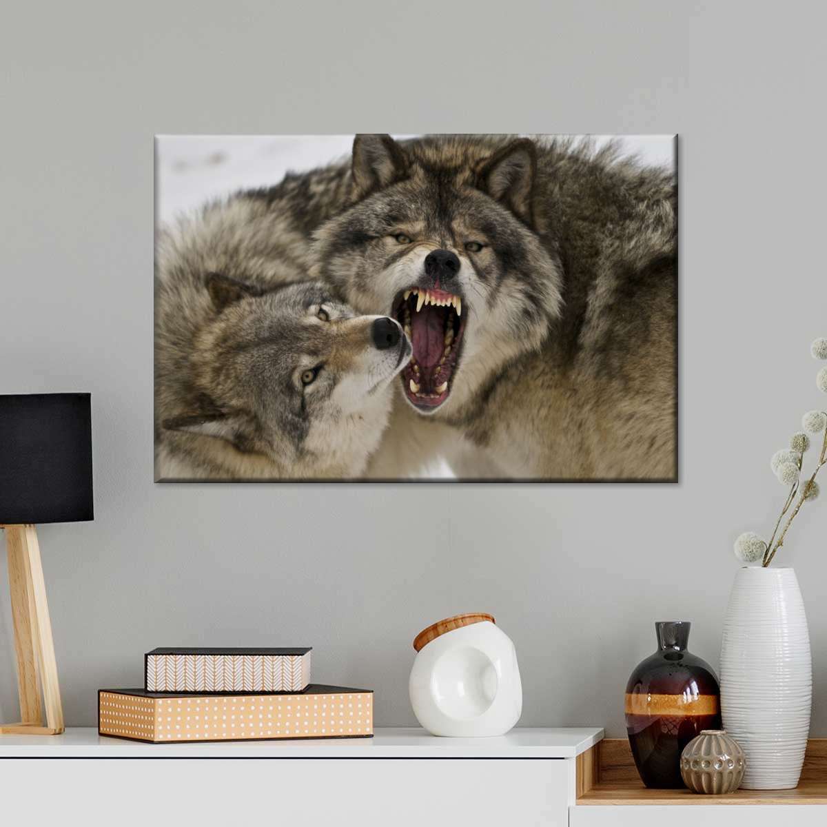 webwall wolf