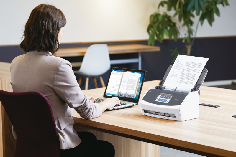 Ricoh ix1600 on office desk