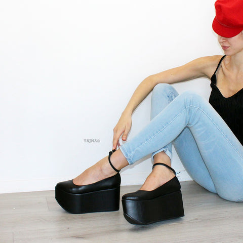 black flat platform shoes