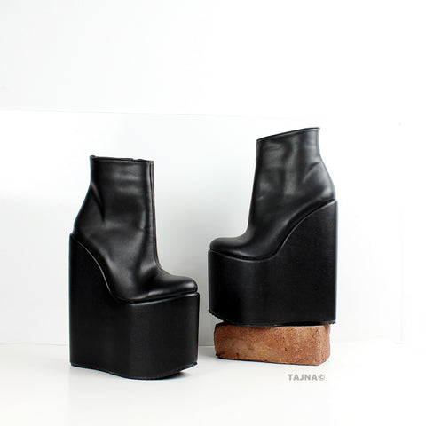 Black High Heel Wedge Booties – Tajna Club