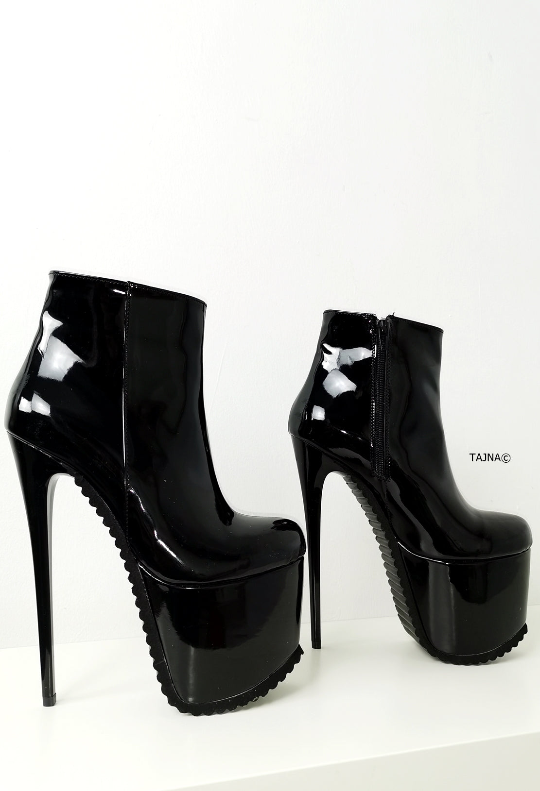 Serrated Sole Black Patent Booties – Tajna Club