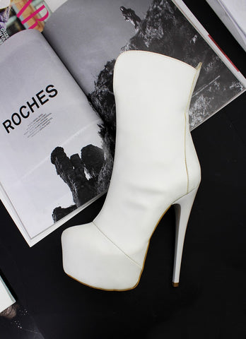 white classic heels