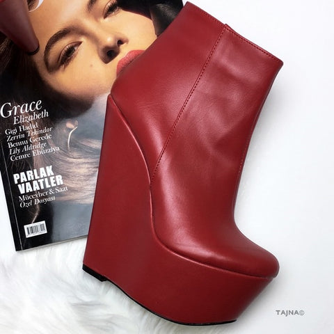 red wedge boot