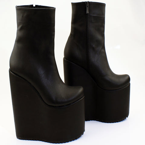 black platform wedges