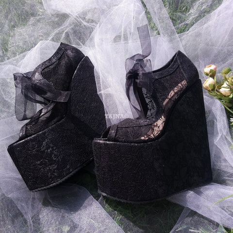 black lace wedding shoes