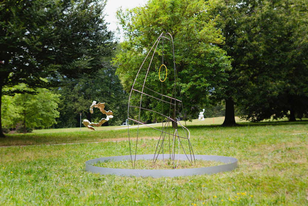 Viktoria Morgenstern mit Galerie Rudolf Leeb im Parallel Skulpturenpark