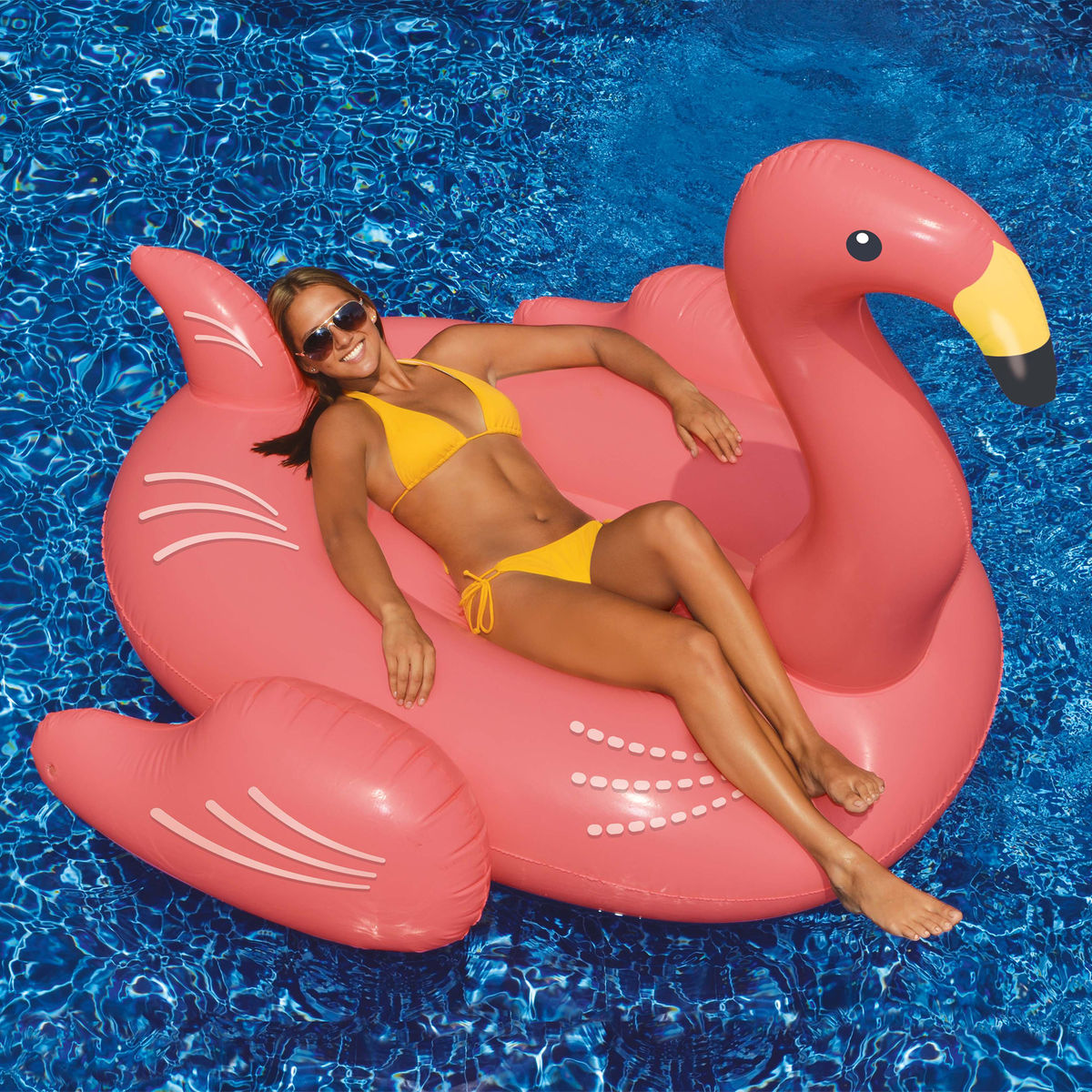 https://cdn.shopify.com/s/files/1/1569/9003/products/giant-flamingo-from-swimline-3.gif?v=1542744277