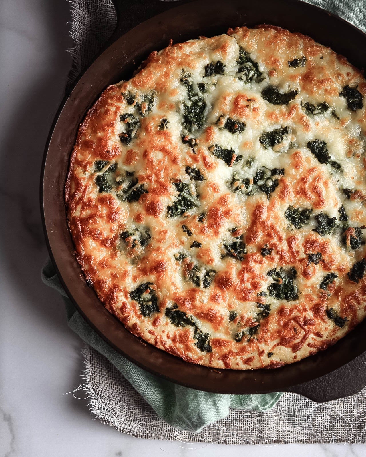 30 Minute Cast Iron Skillet Pizza Recipe - Pitchfork Foodie Farms