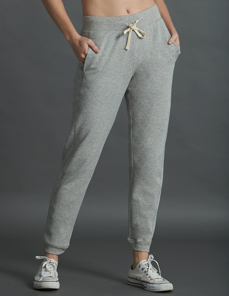 flattering sweatpants