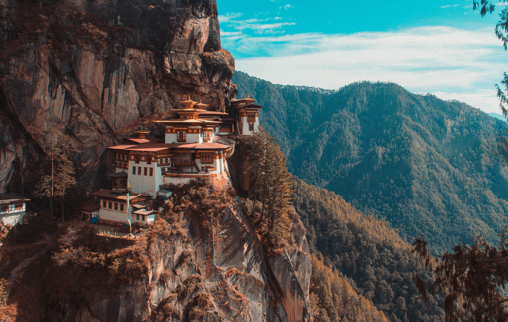 bhutan-travel-guide