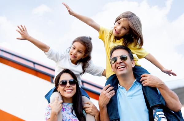 Trunki DE: Expertenstrategien für das Reisen mit Kindern