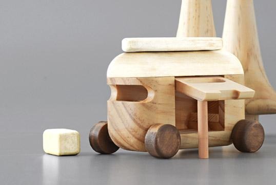 wooden cam toys