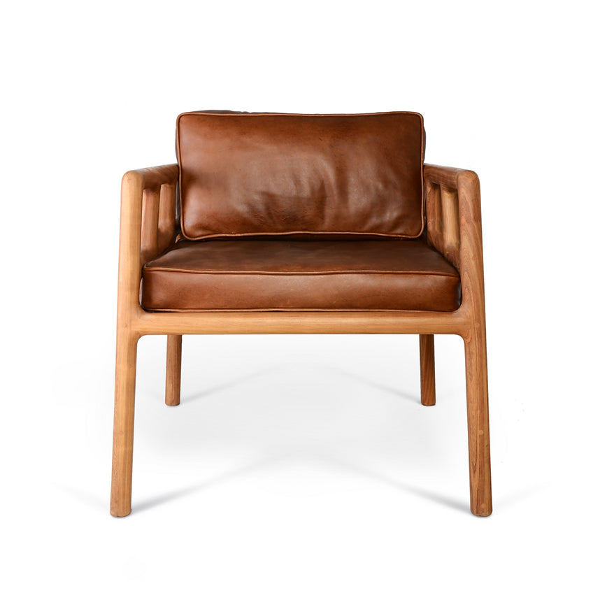 David Kraynauw armchair. David Kraynauw fine furniture is available through Sarza furniture store in Rye, New York.